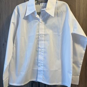 White Button Down Shirt with Pointed Collar and Crisp Fabric